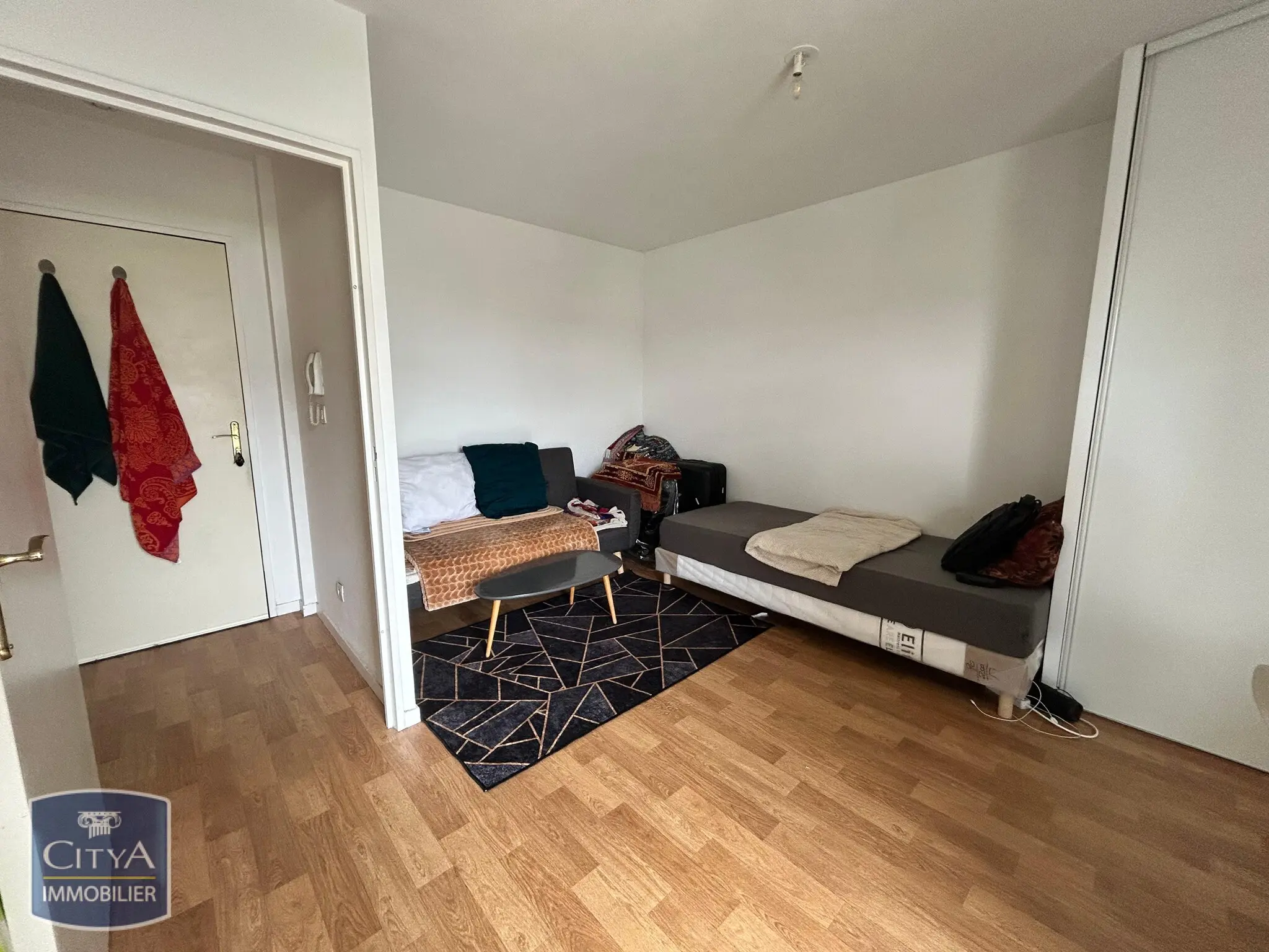 Photo 2 Appartement 1 pièce 22.74m²