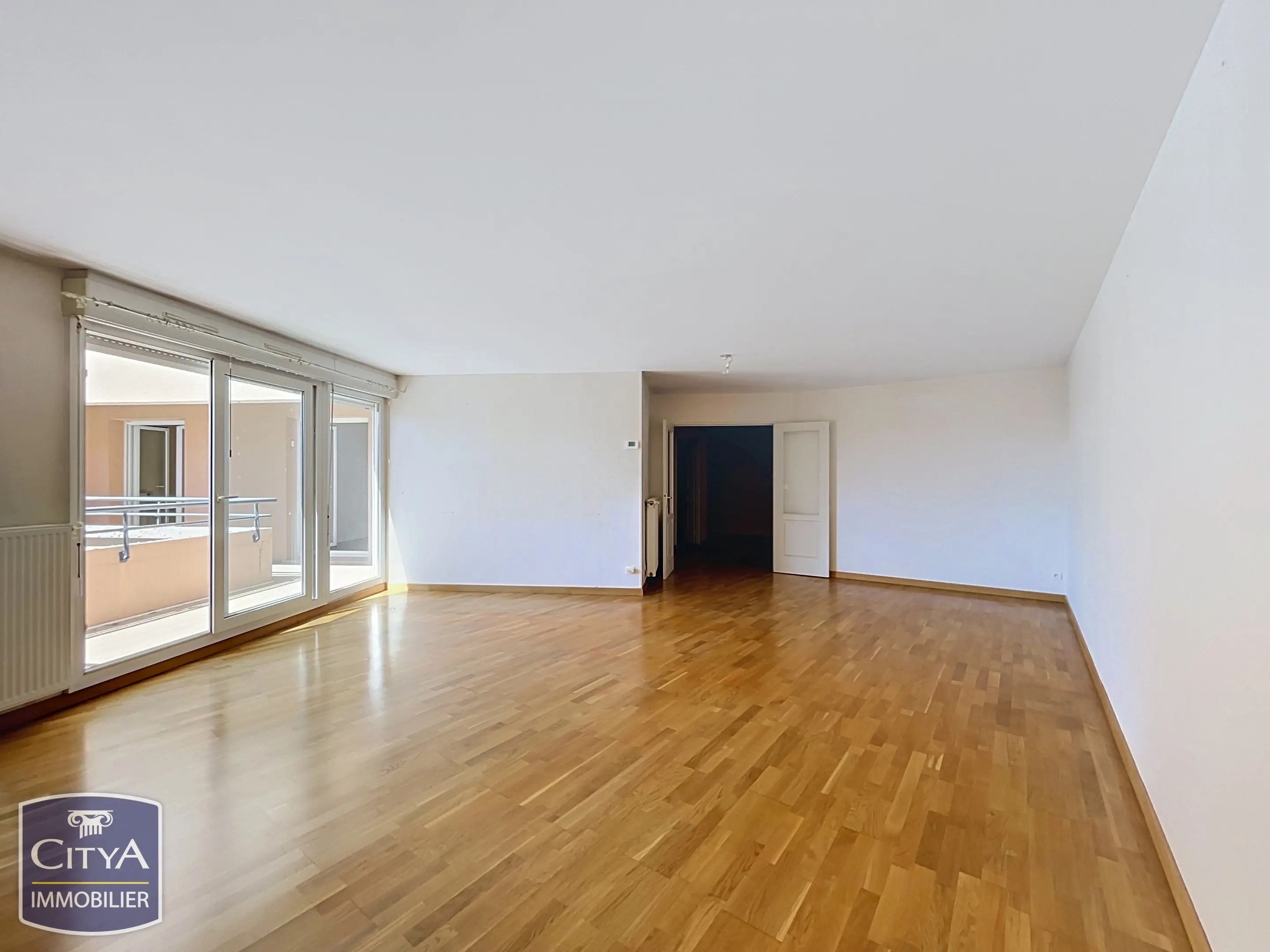 Photo 2 Appartement 4 pièces 105.06m²
