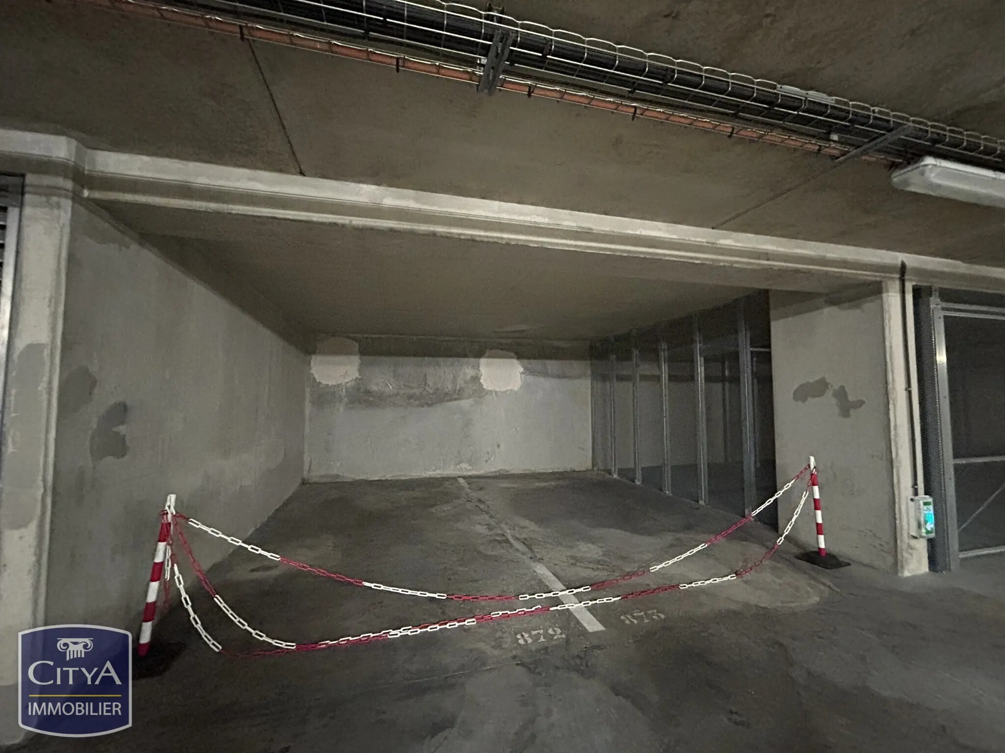 Photo 2 Parking 24m²