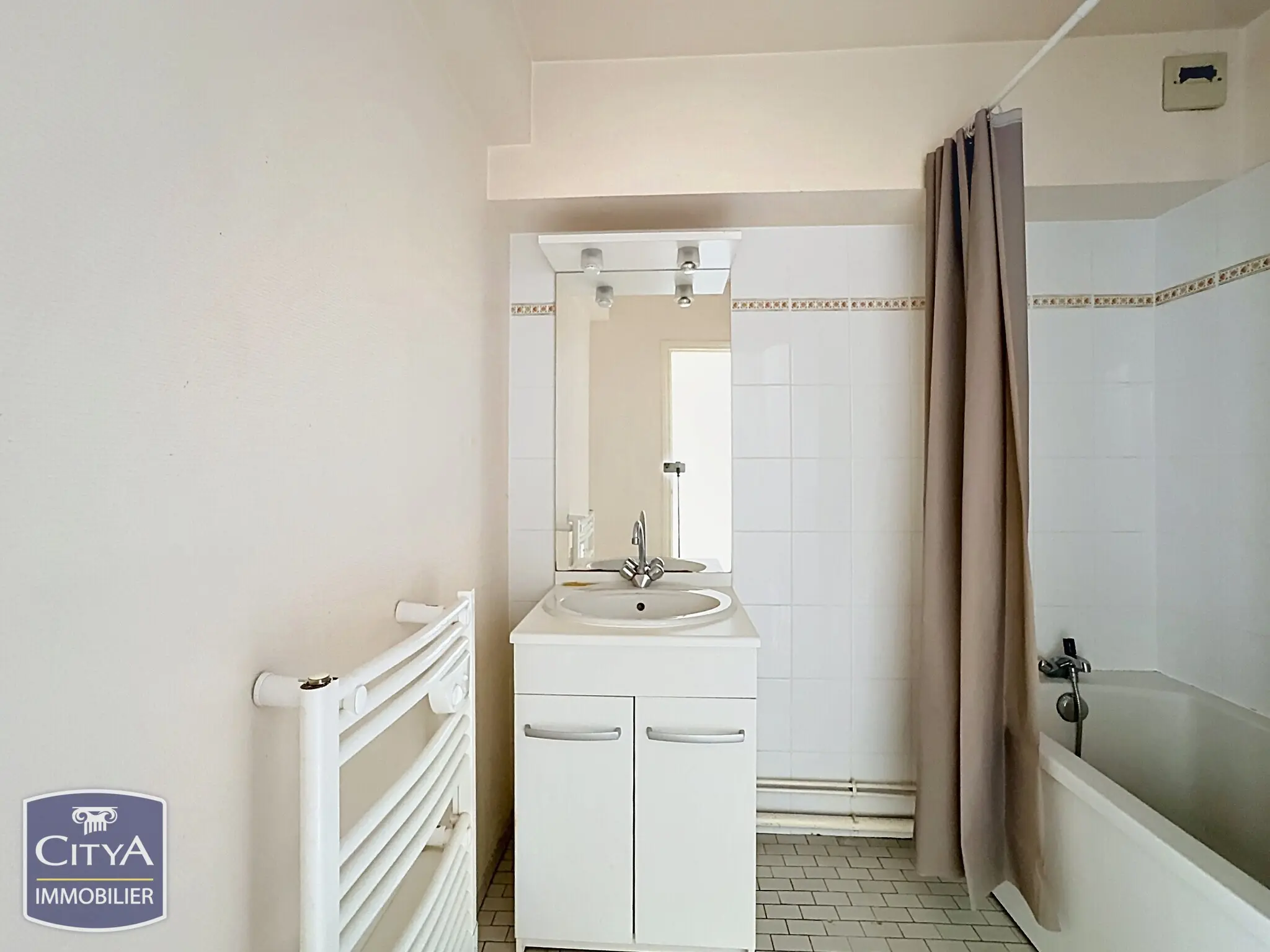 Photo 5 appartement Chartres
