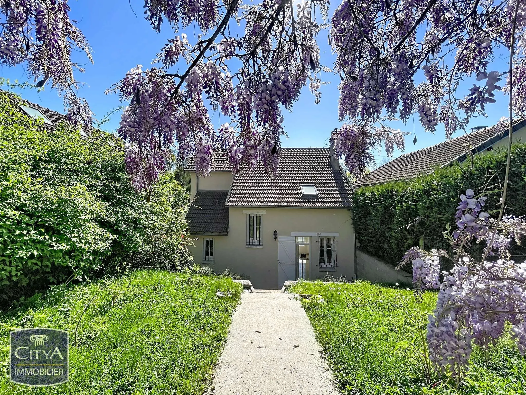 Photo 1 Maison 5 pièces 90m²