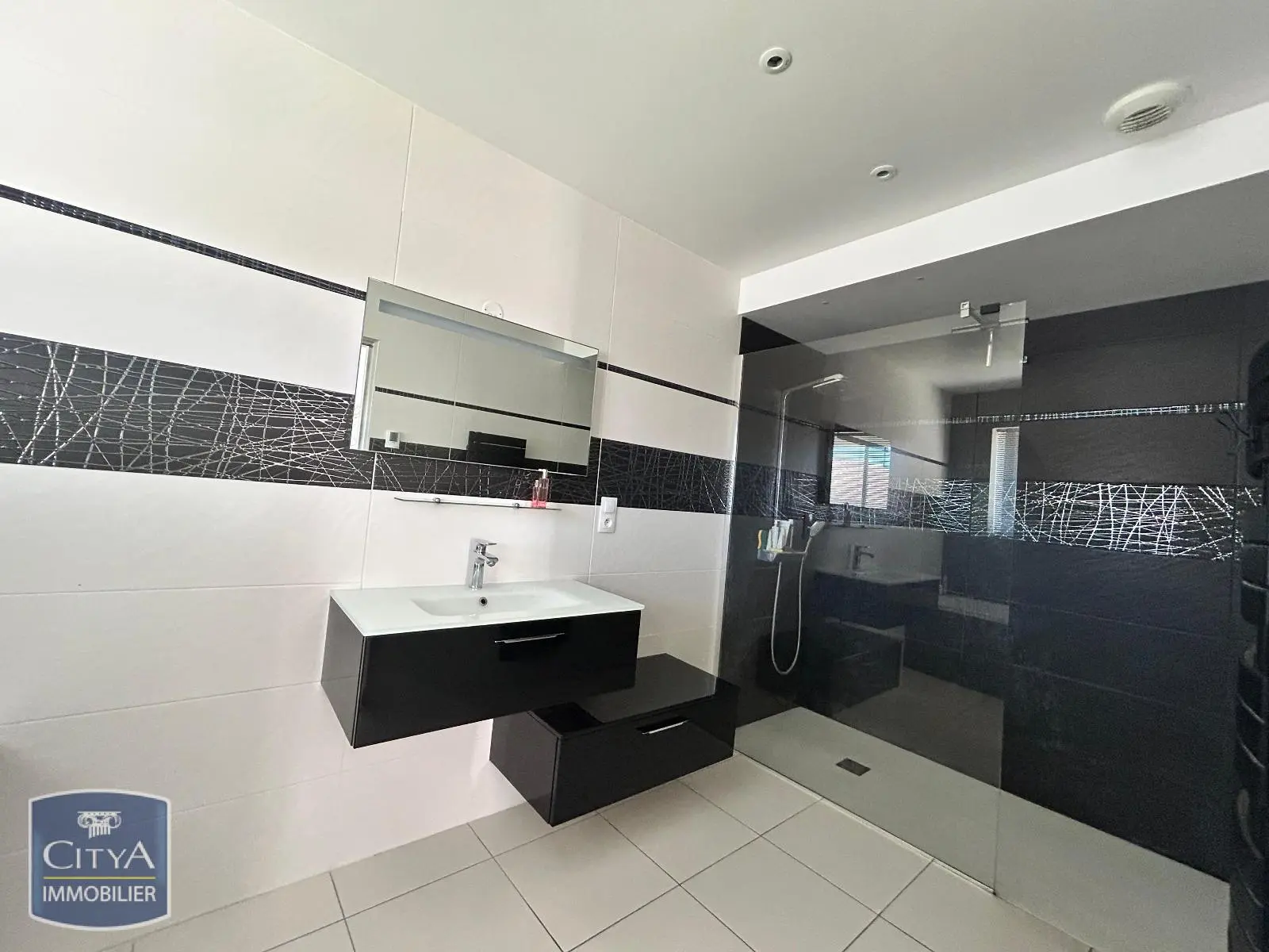 Photo 10 Maison 6 pièces 161.19m²