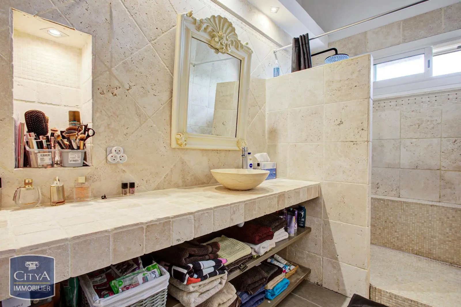 Photo 10 pour Maison 5 pièces 140m² Photo 10 Maison 5 pièces 140m²