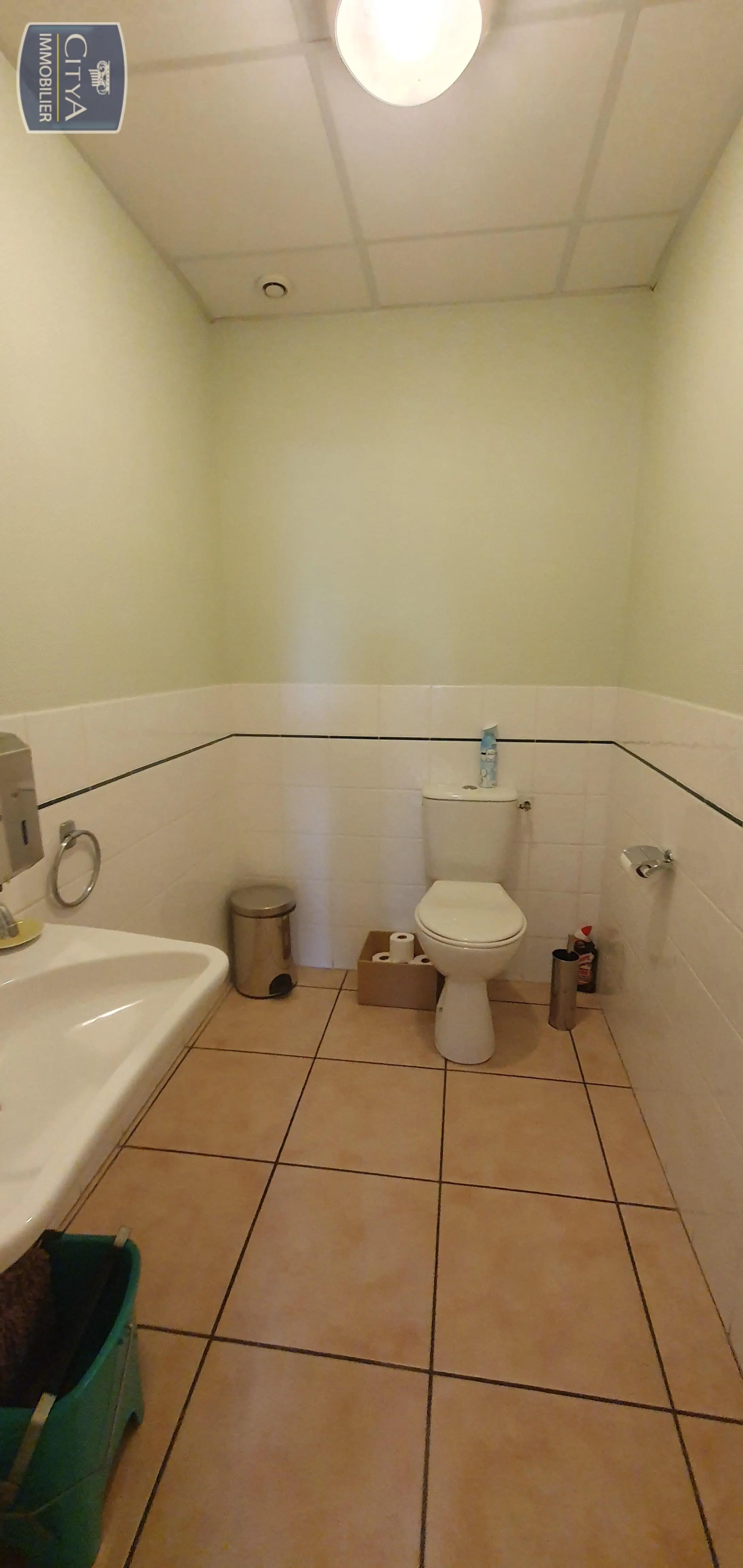 Photo 15 Local Professionnel 170m²