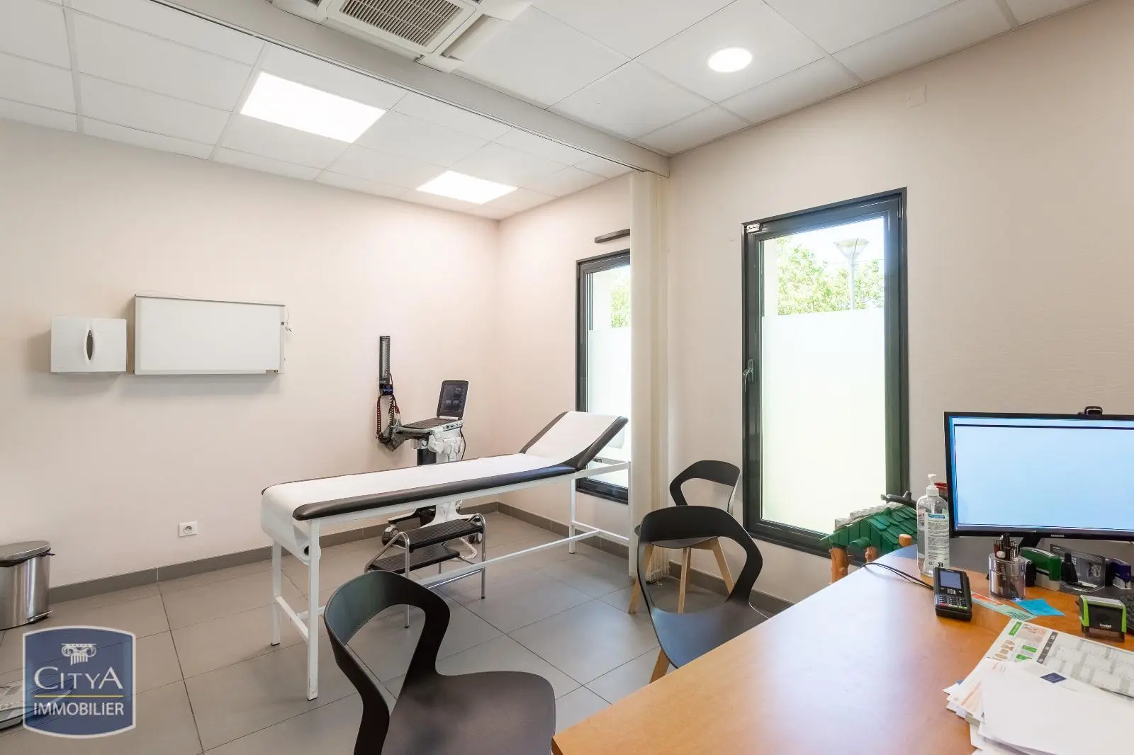 Photo 13 Local Professionnel 280m²