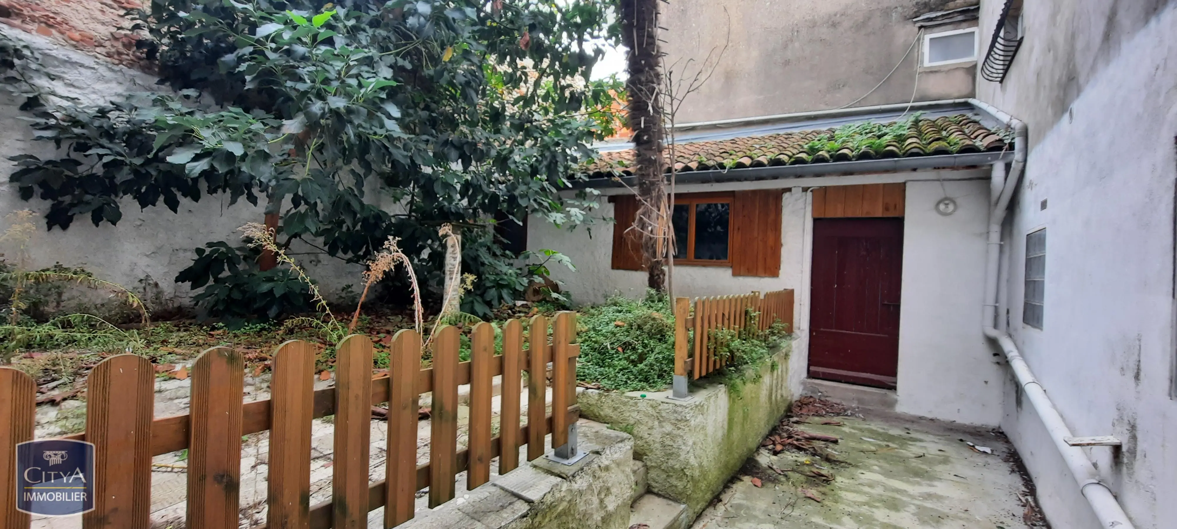 Photo 2 Immeuble 199m²