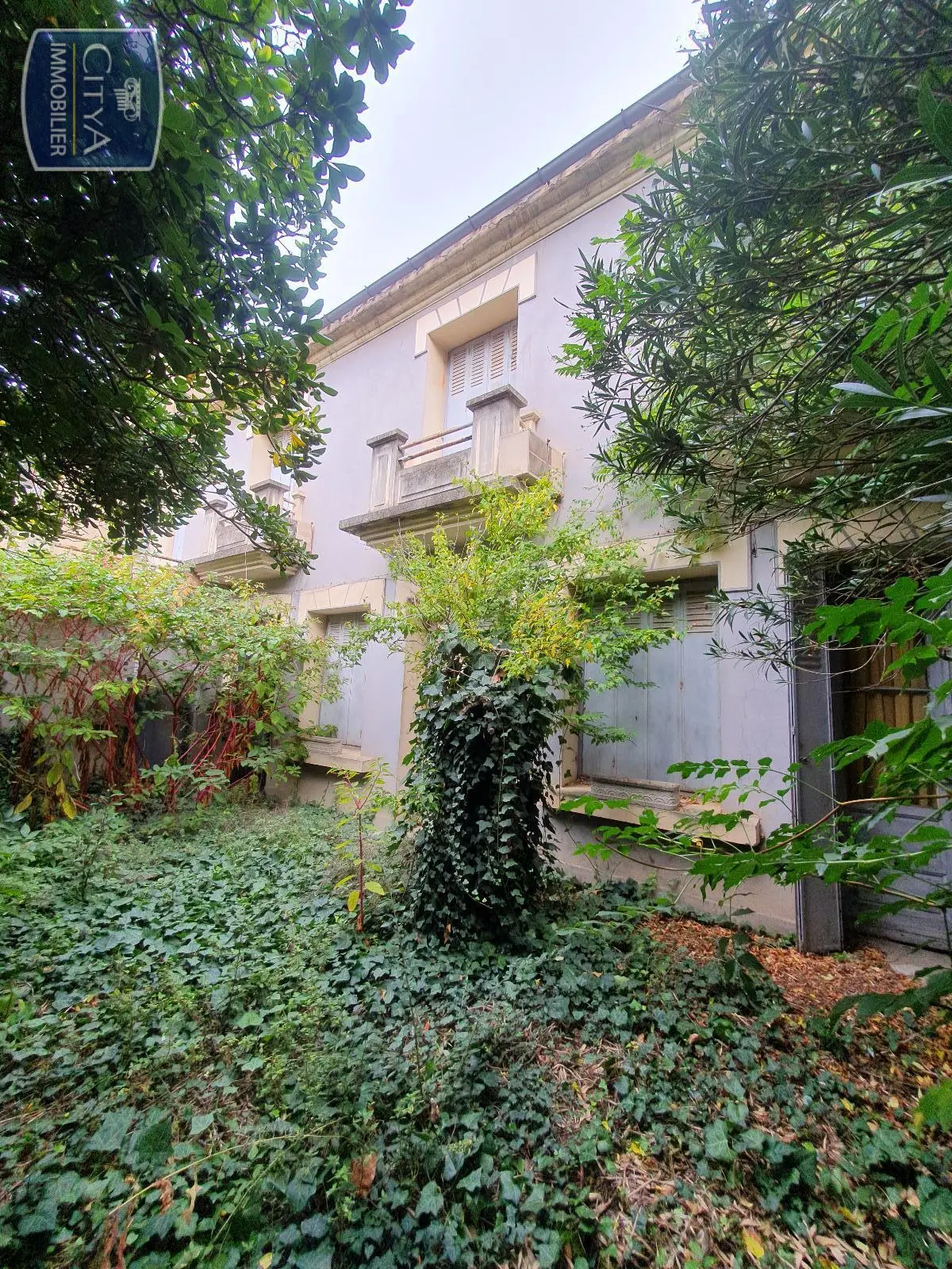 Photo 1 Maison 9 pièces 267m²