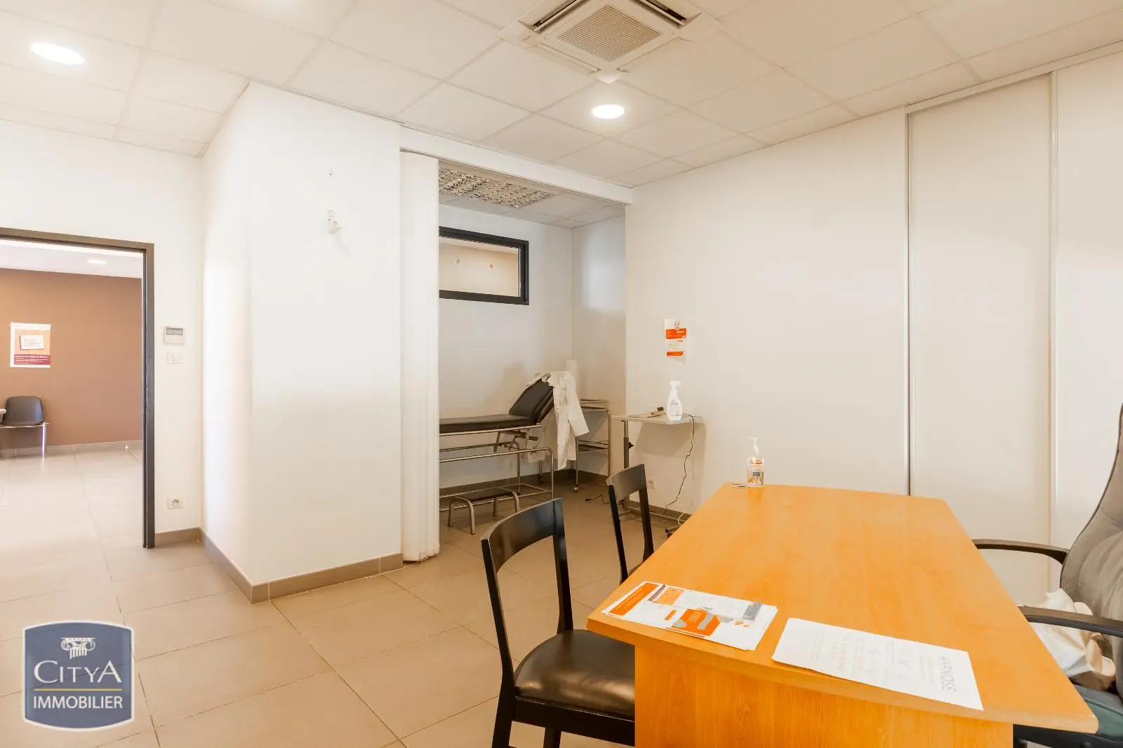 Photo 7 Local Professionnel 280m²