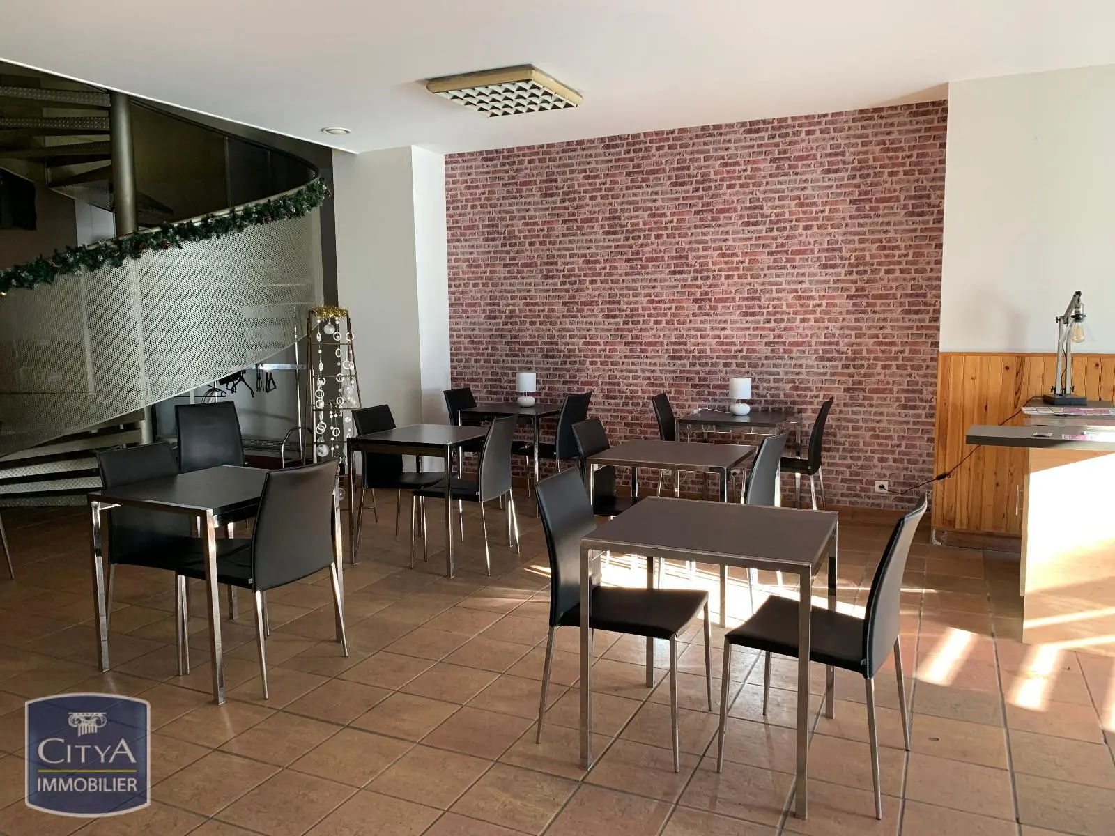 Photo 6 Immeuble 570m²