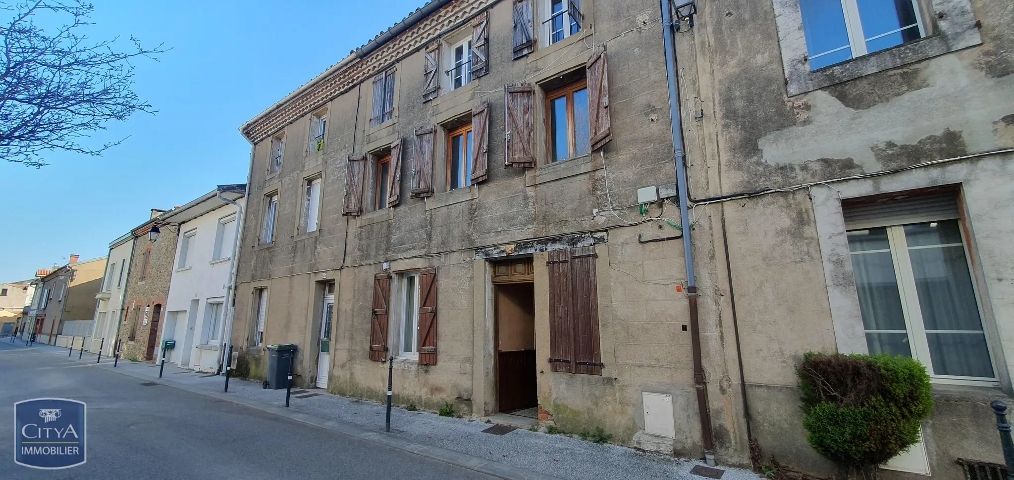 Photo 1 Immeuble 200m²