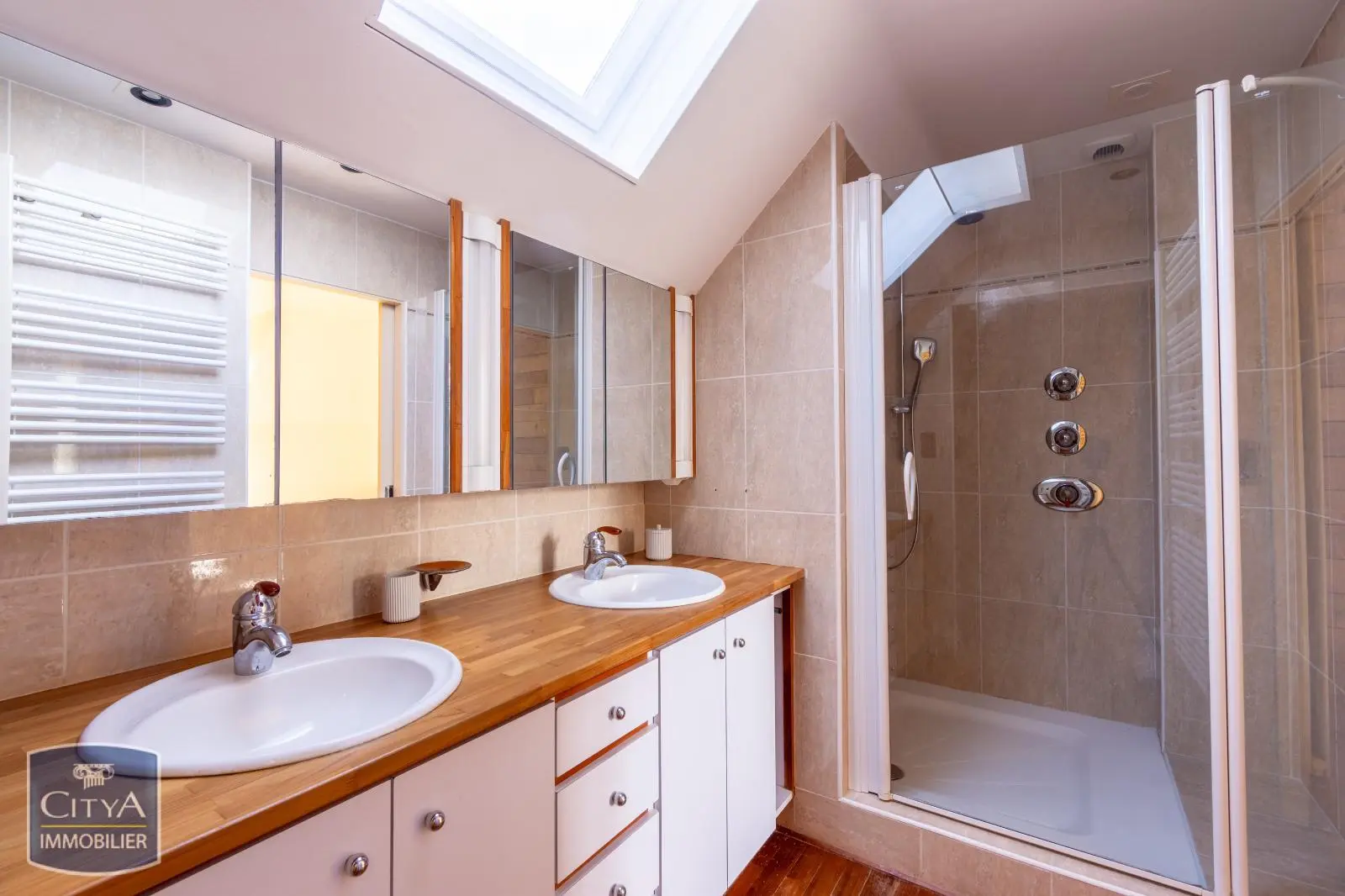 Photo 13 Maison 5 pièces 185m²