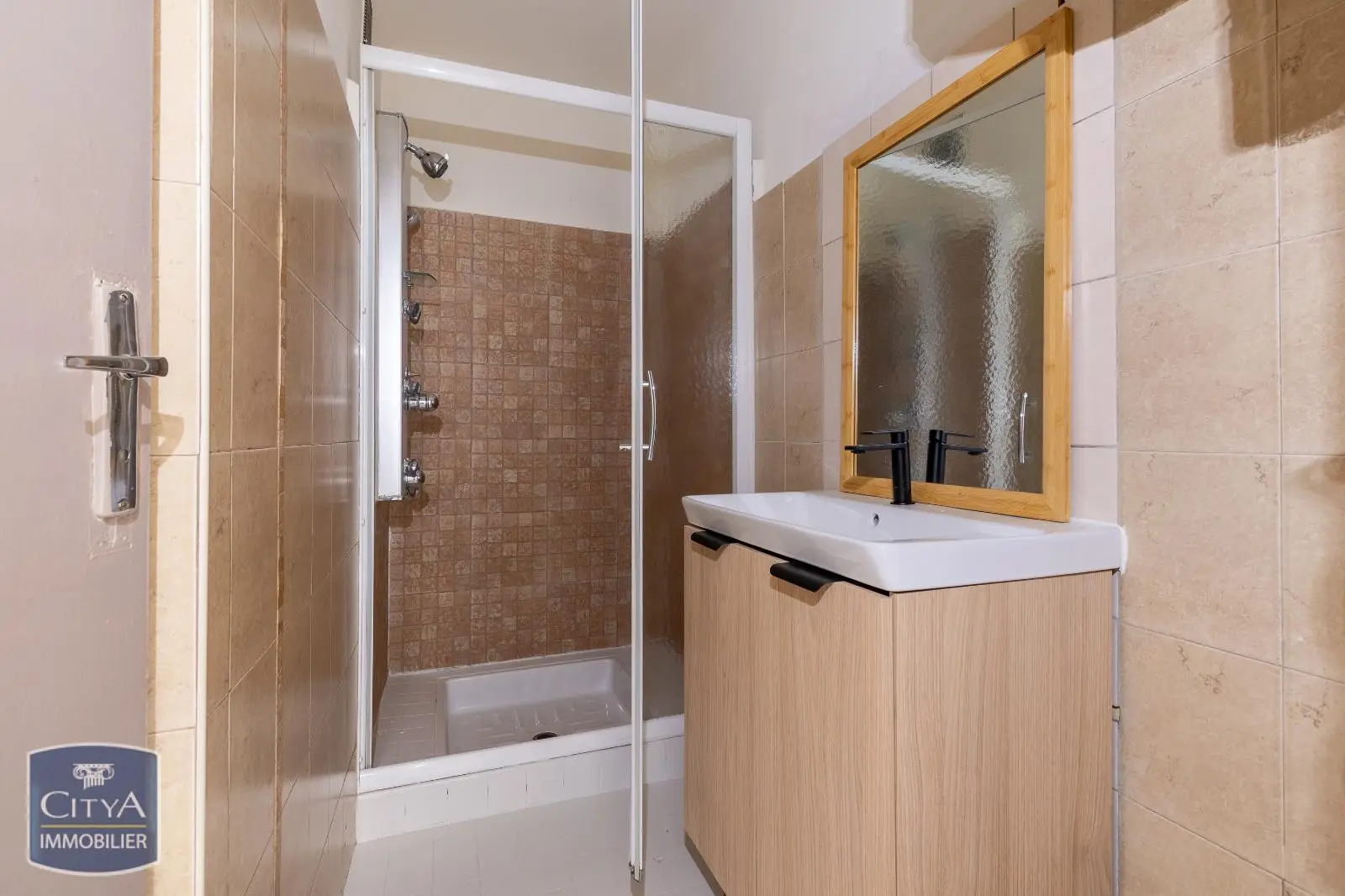 Photo 10 Appartement 2 pièces 42m²