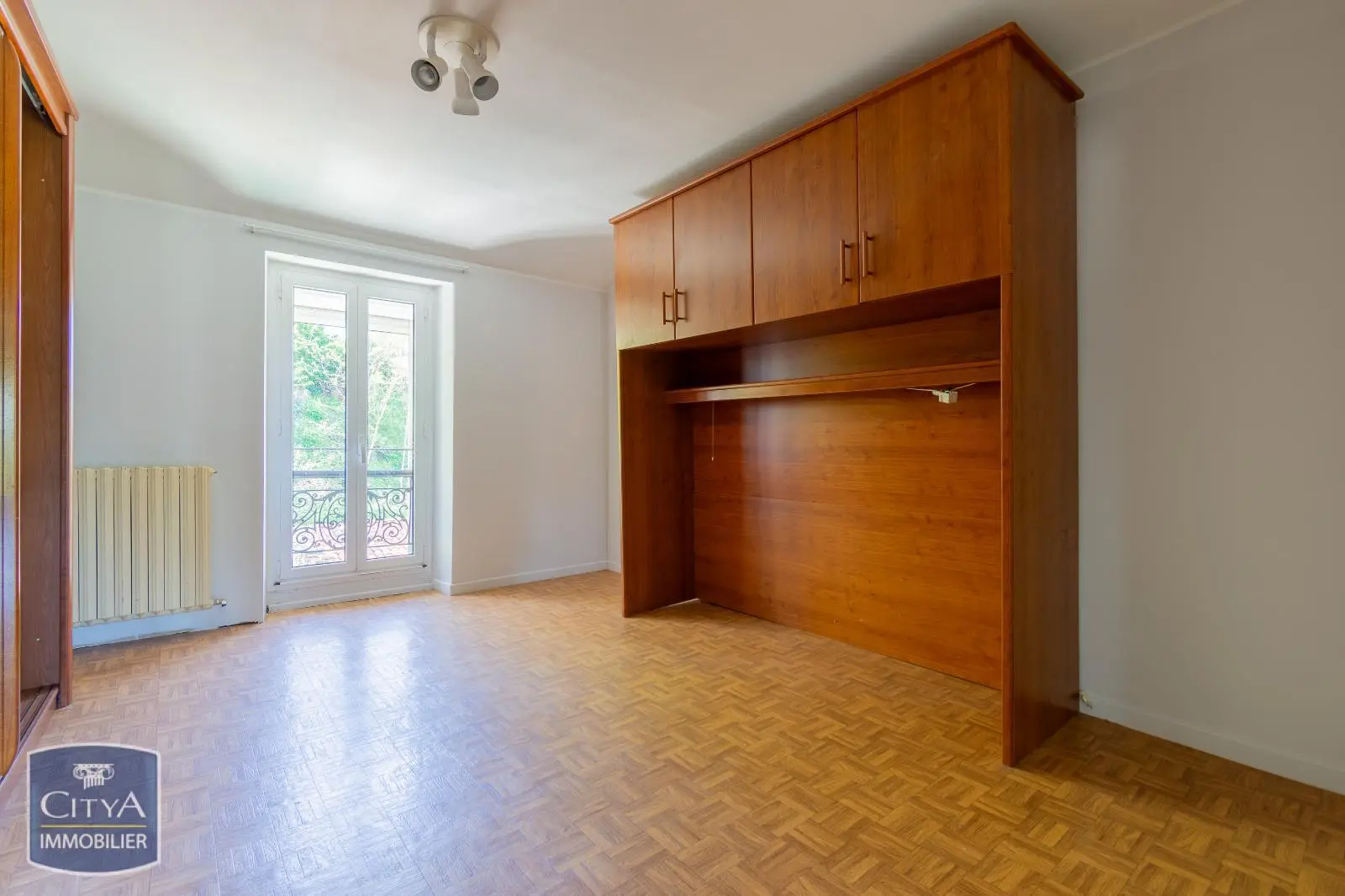 Photo 9 Maison 9 pièces 200m²