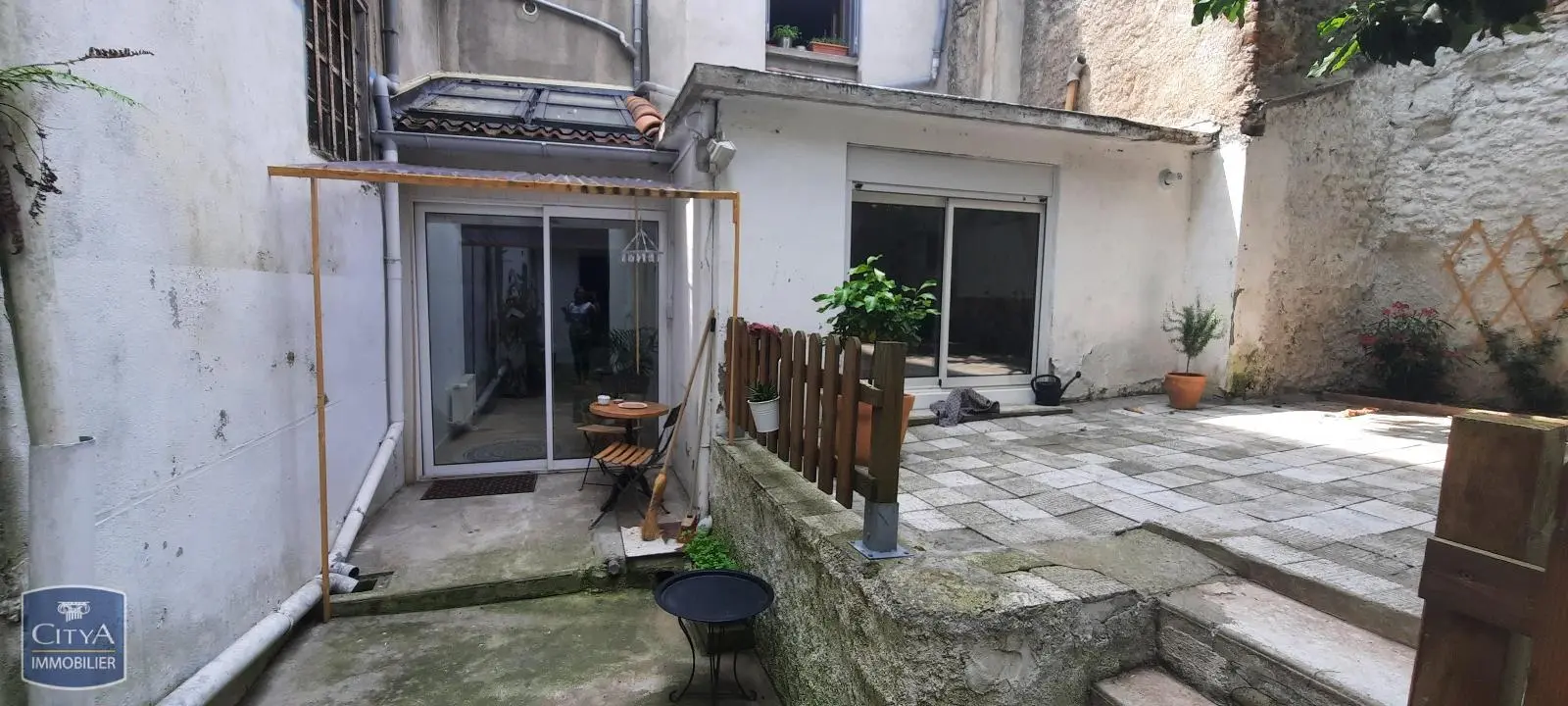 Photo 1 Immeuble 234m²