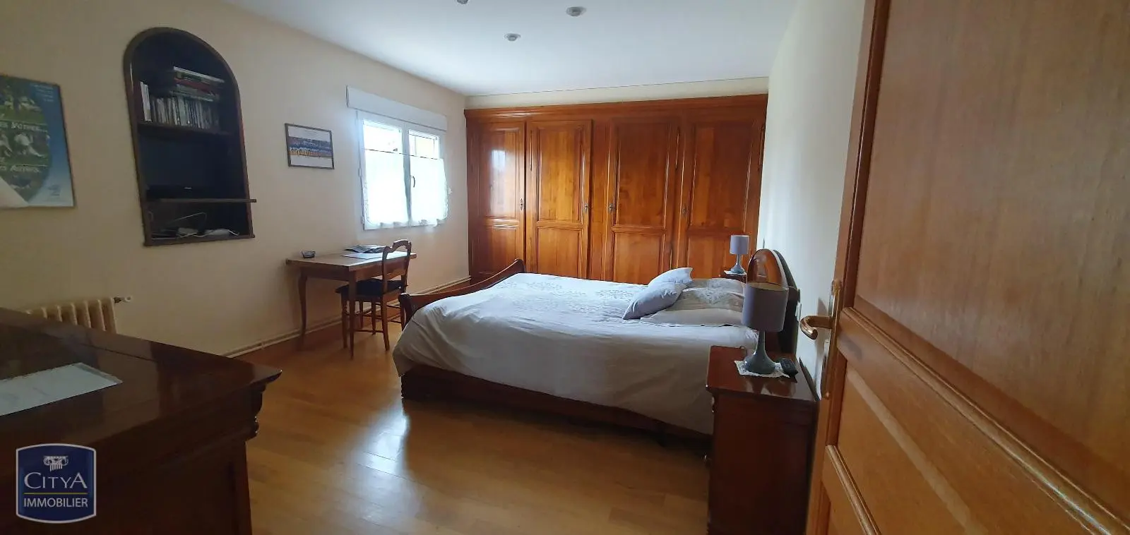 Photo 8 Maison 8 pièces 236m²