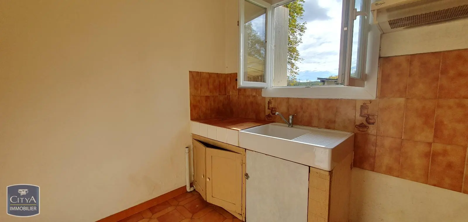 Photo 11 immeuble Escosse