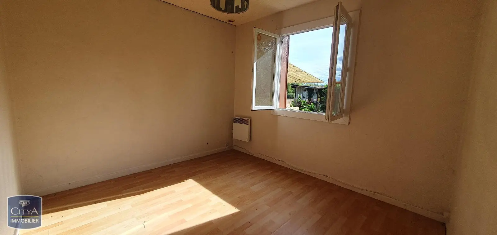 Photo 21 immeuble Escosse