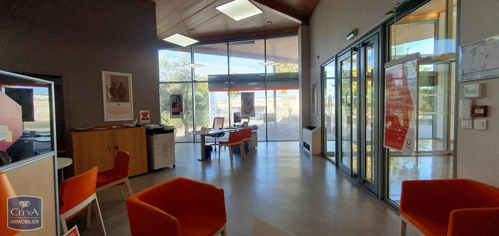 Photo 12 Local Commercial 739m²