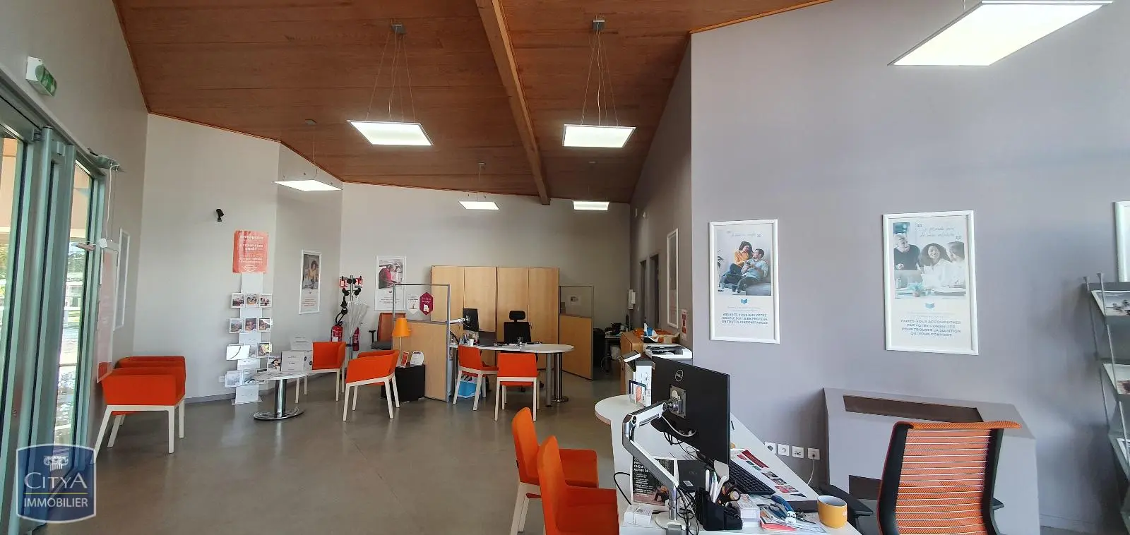 Photo 13 Local Commercial 739m²