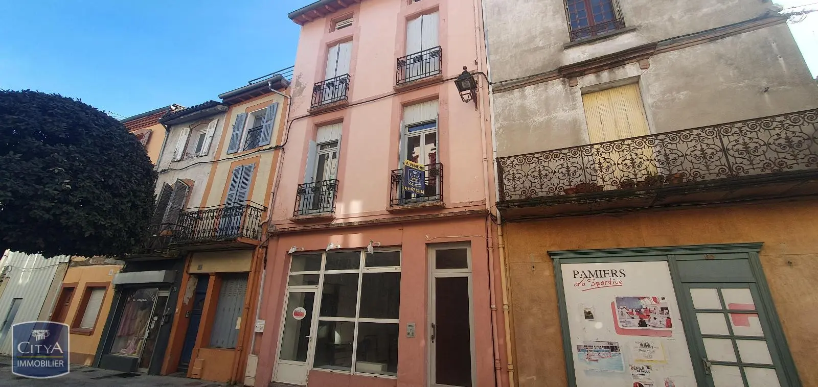 Photo 1 Immeuble 234m²