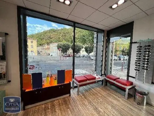 Photo 5 Immeuble 545m²