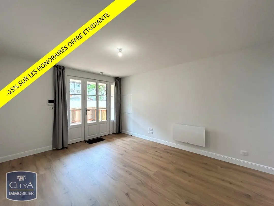 Photo 1 Appartement 1 pièce 24.47m²