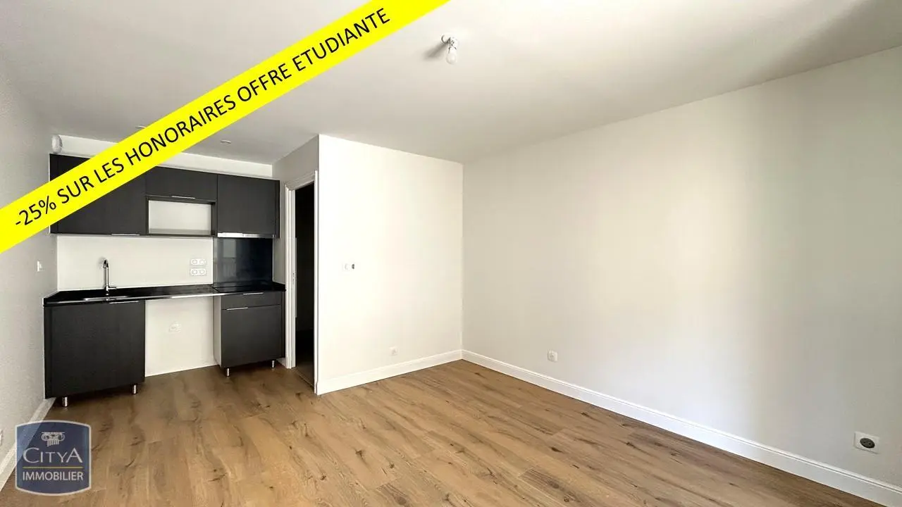 Photo 1 Appartement 1 pièce 24.06m²