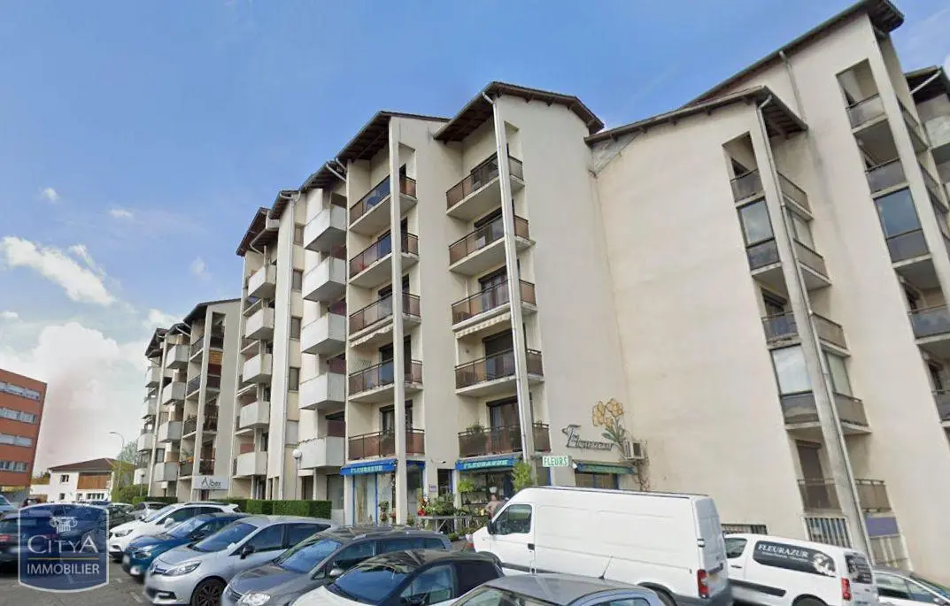 Photo 1 Appartement 3 pièces 77m²
