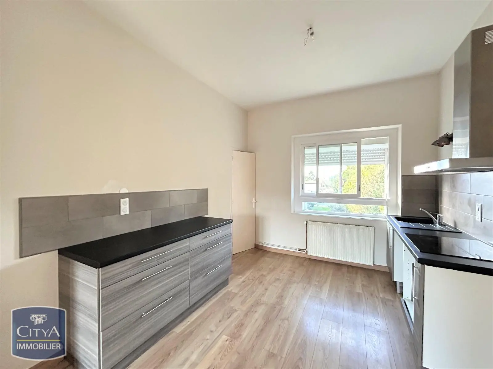 Photo 2 Appartement 3 pièces 73.79m²