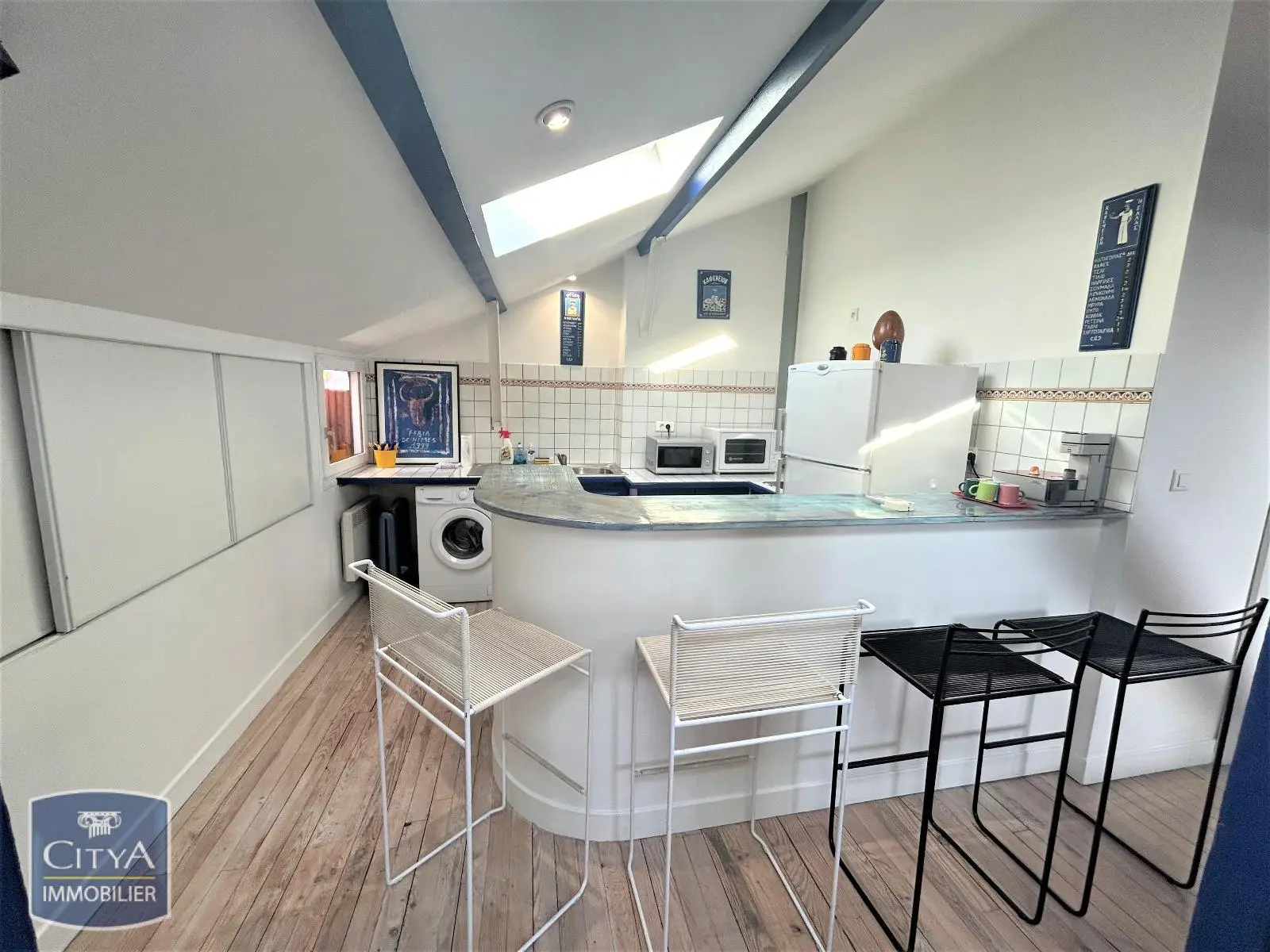 Photo 2 Appartement 1 pièce 80m²