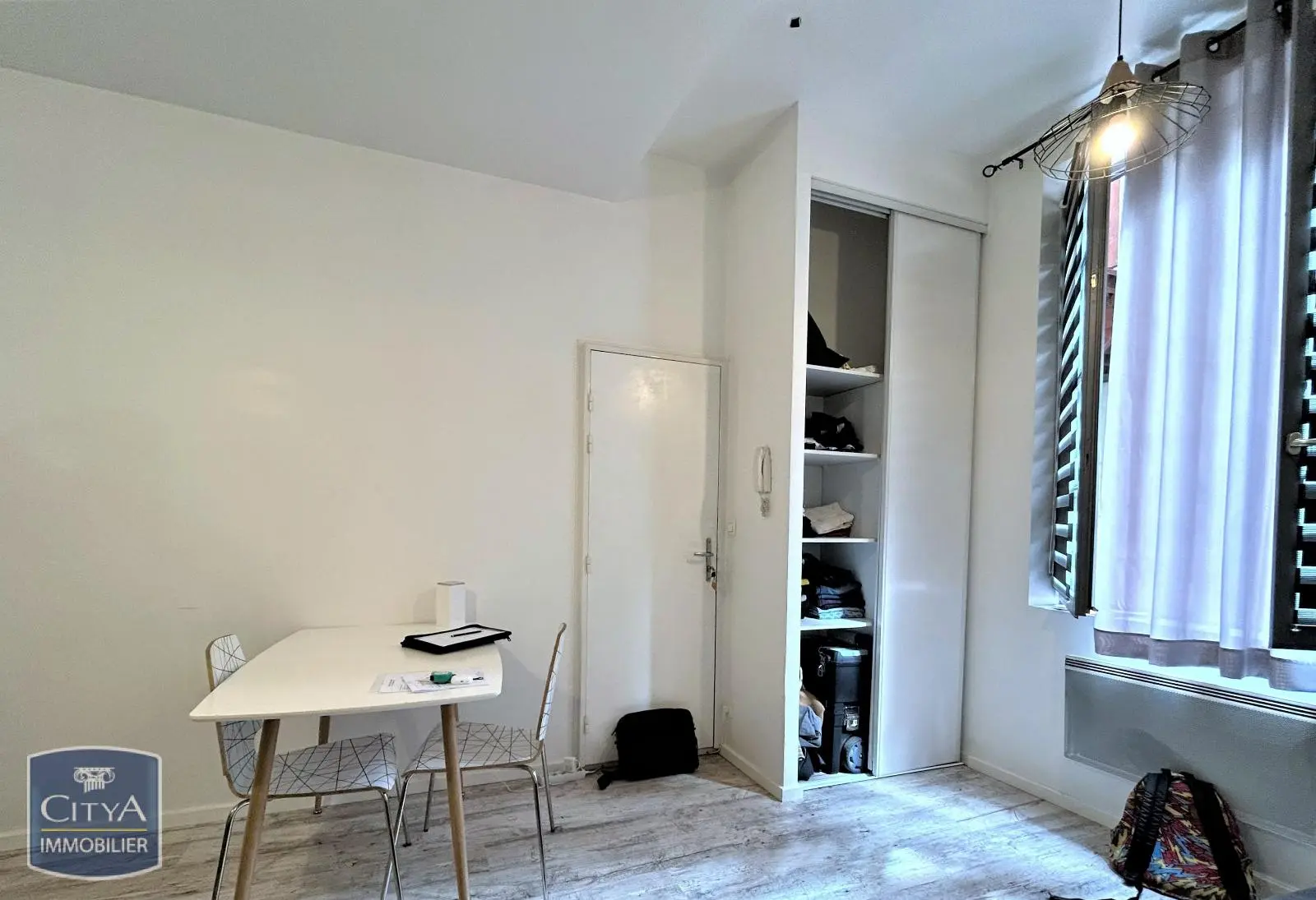 Photo 2 Appartement 1 pièce 22.94m²