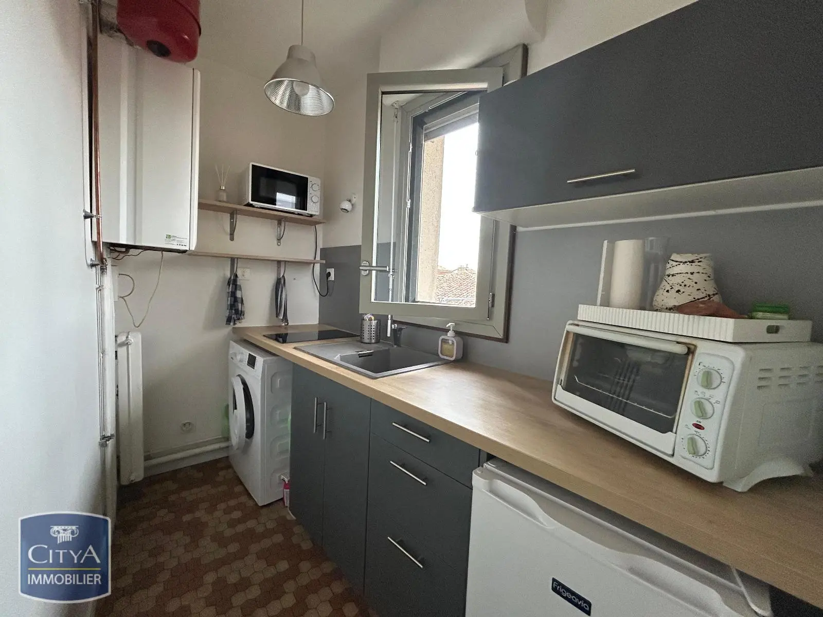 Photo 3 Appartement 27.89m²