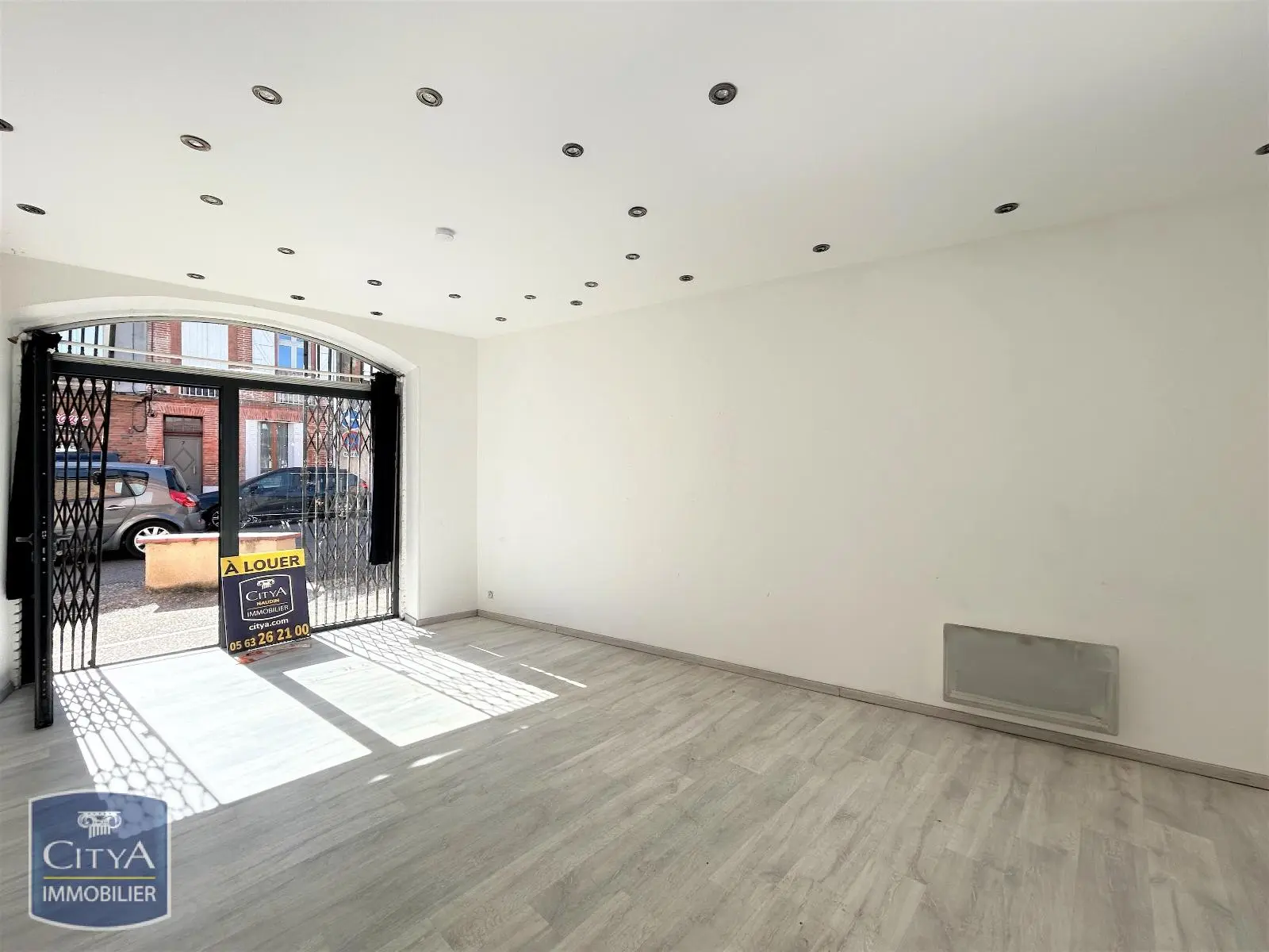 Photo 1 Local Commercial 45.94m²