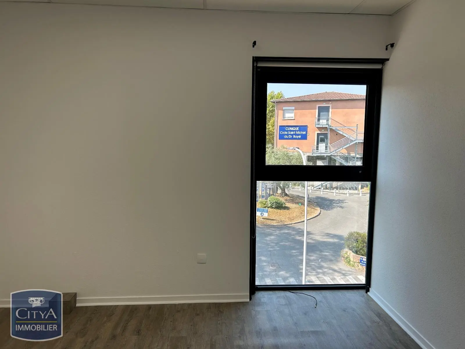 Photo 6 Local Professionnel 1 pièce 17.48m²