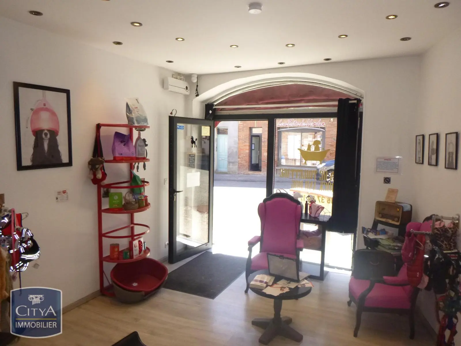Photo 2 Local Commercial 45.94m²