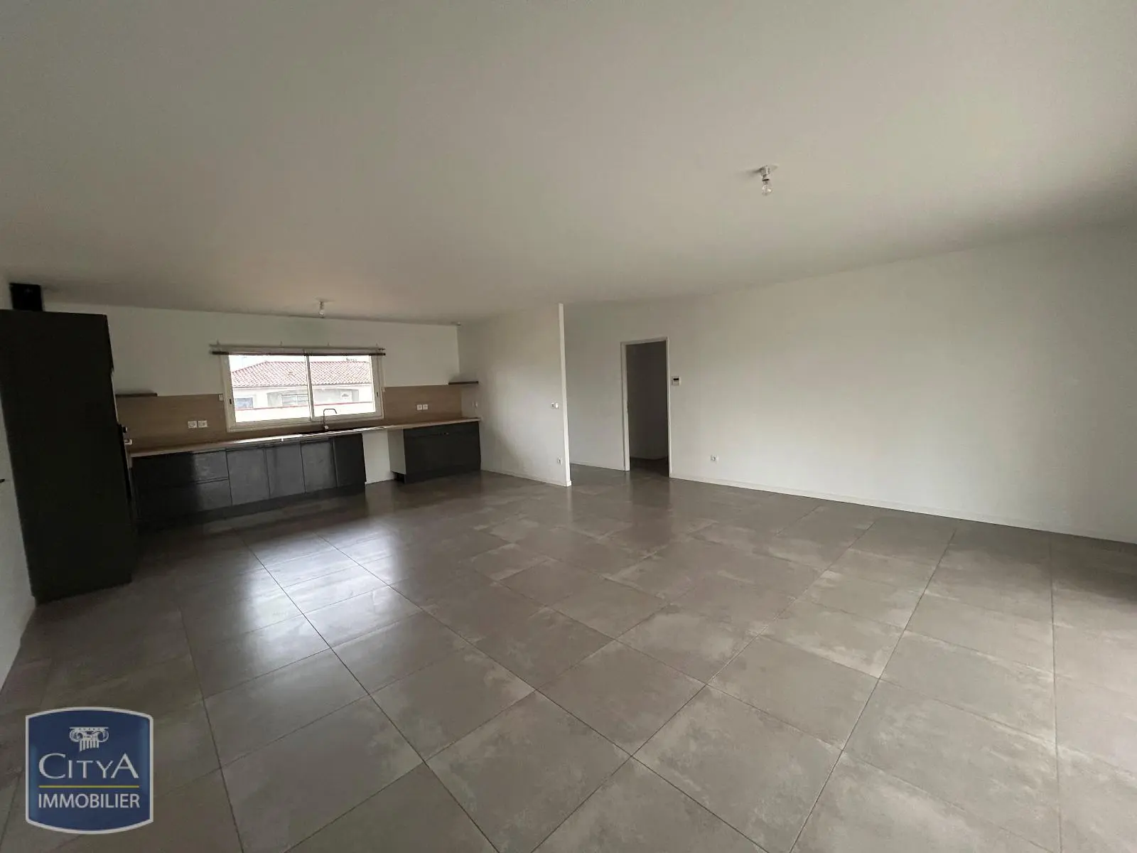 Photo 1 Maison 5 pièces 121.4m²