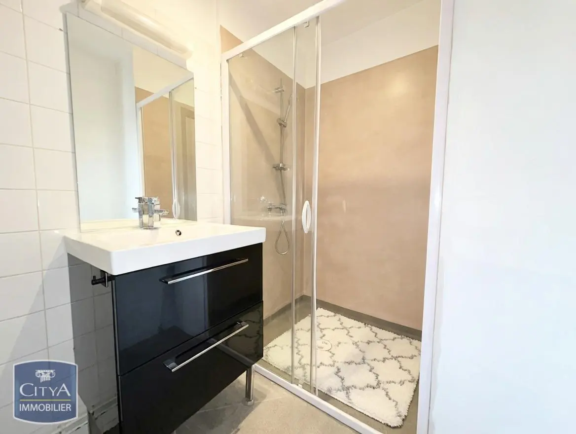 Photo 5 Appartement 1 pièce 32m²