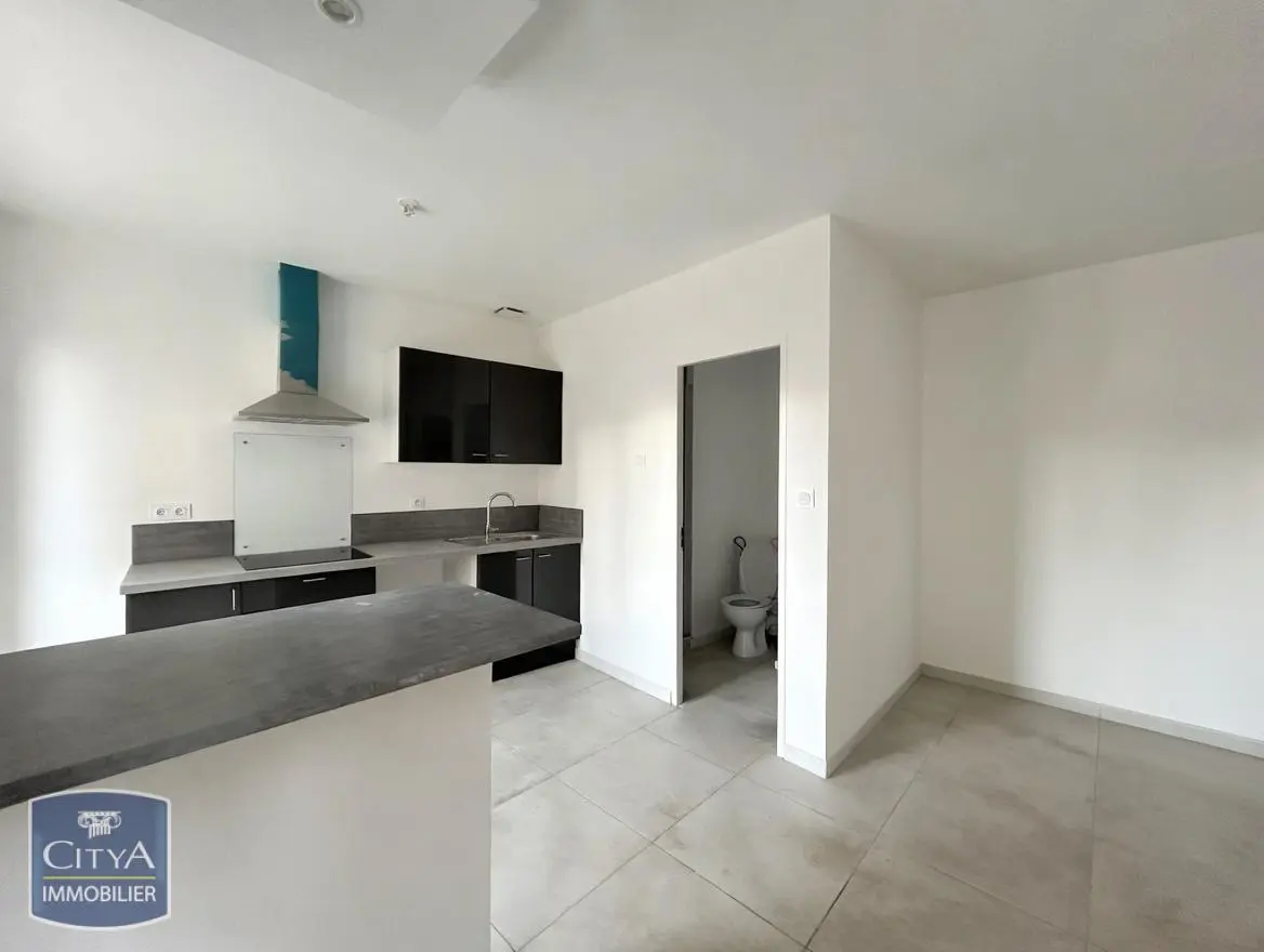 Photo 3 Appartement 1 pièce 24.31m²