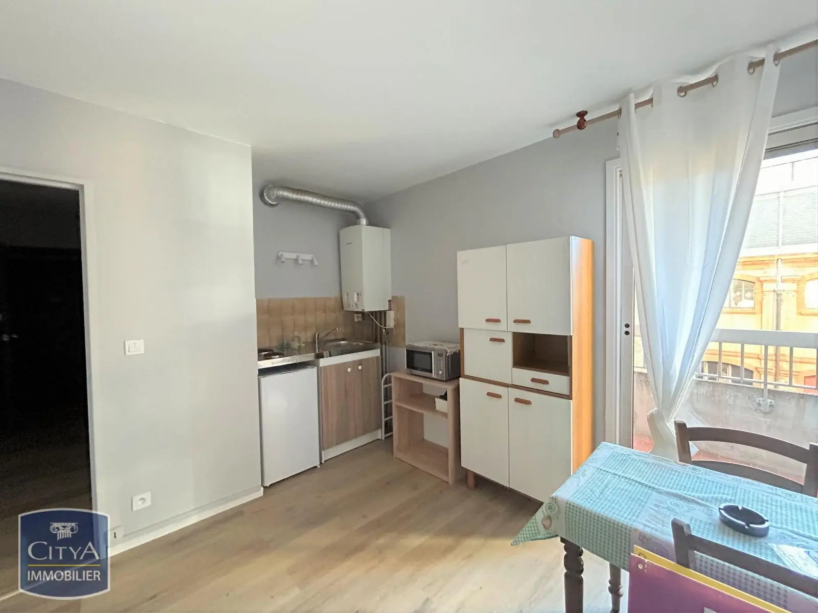 Photo 1 Appartement 1 pièce 22.92m²