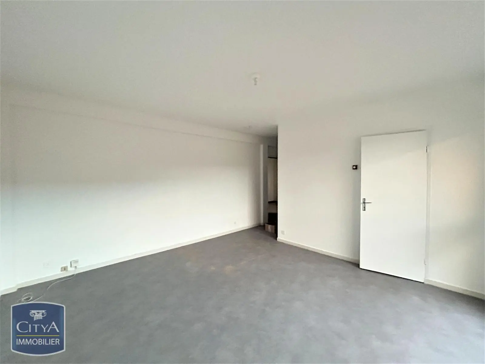 Photo 6 Appartement 1 pièce 27.85m²