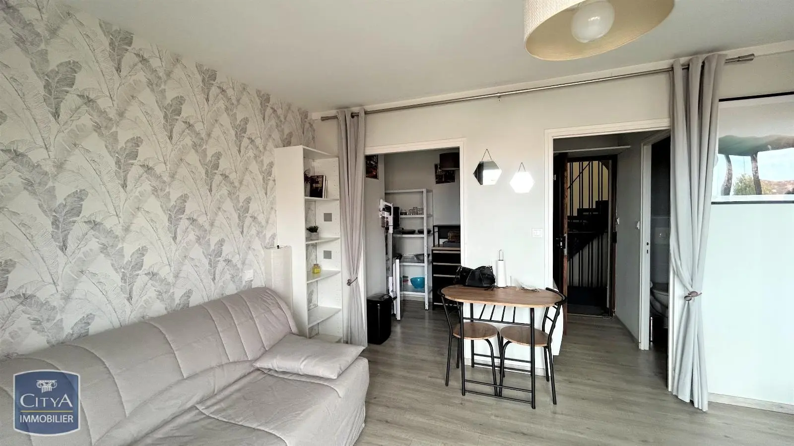 Photo 2 Appartement 1 pièce 24.66m²