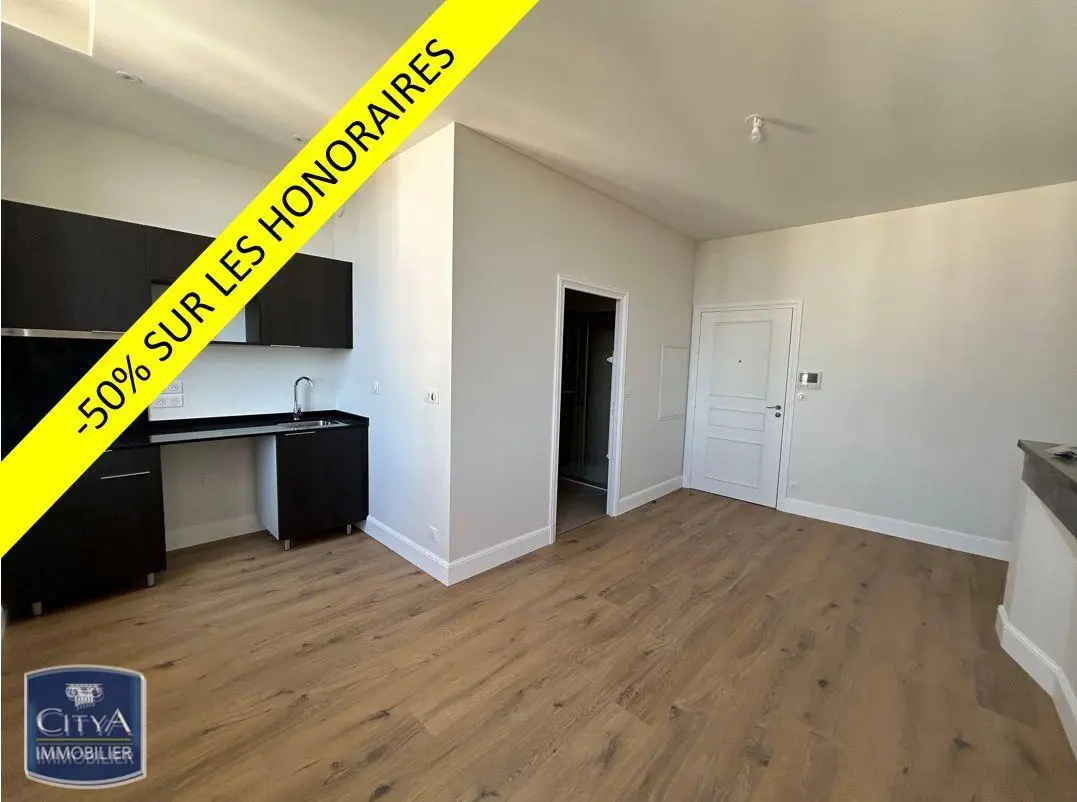 Photo 1 Appartement 1 pièce 25.09m²