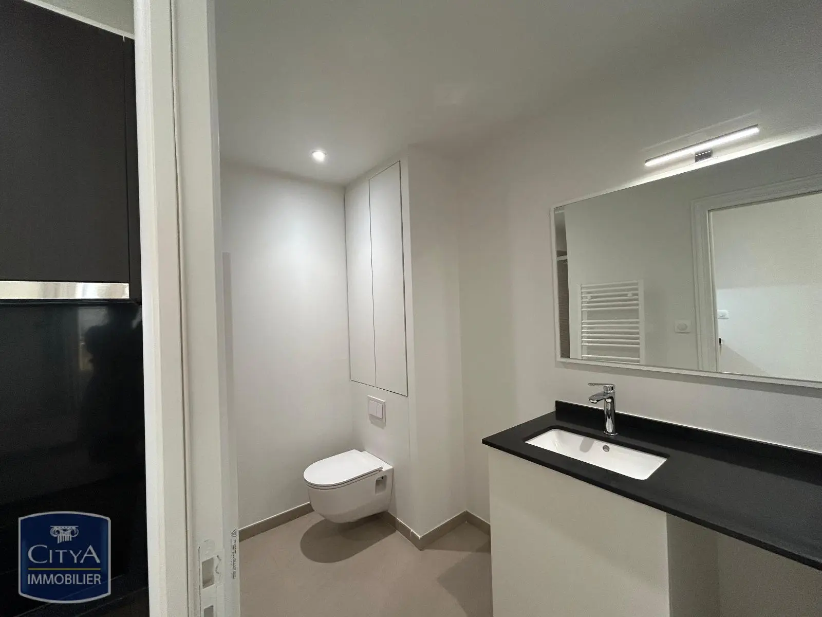 Photo 2 Appartement 1 pièce 24.06m²