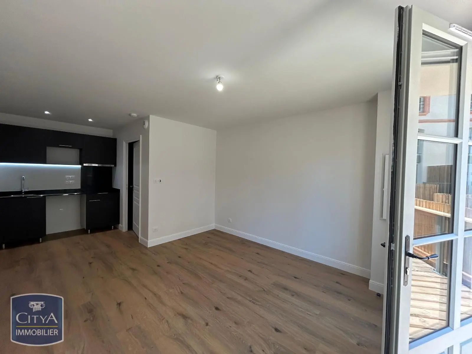 Photo 4 Appartement 1 pièce 24.06m²
