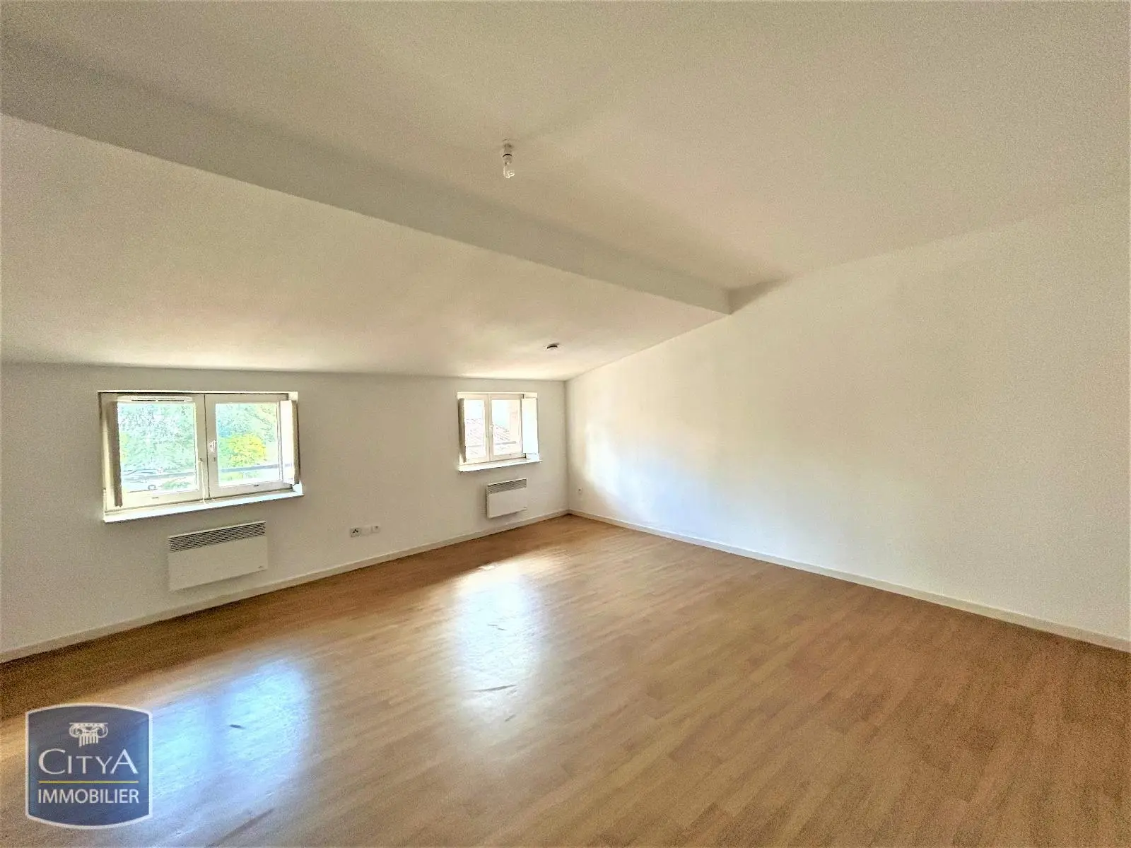 Photo 1 Appartement 1 pièce 40m²