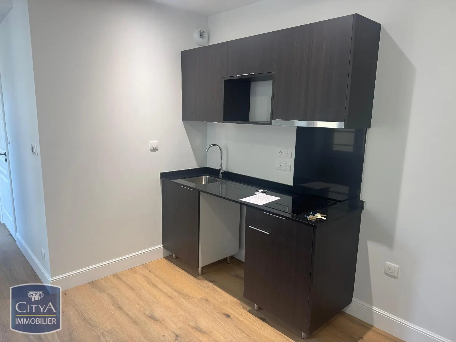 Photo 3 Appartement 1 pièce 34.2m²