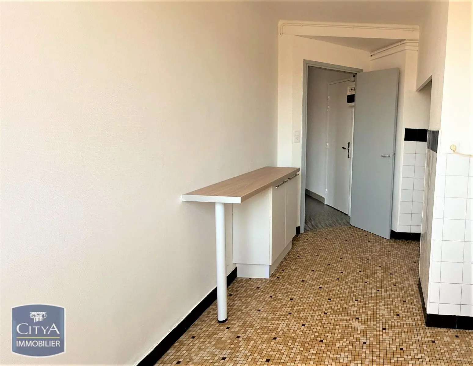 Photo 2 Appartement 4 pièces 80.61m²
