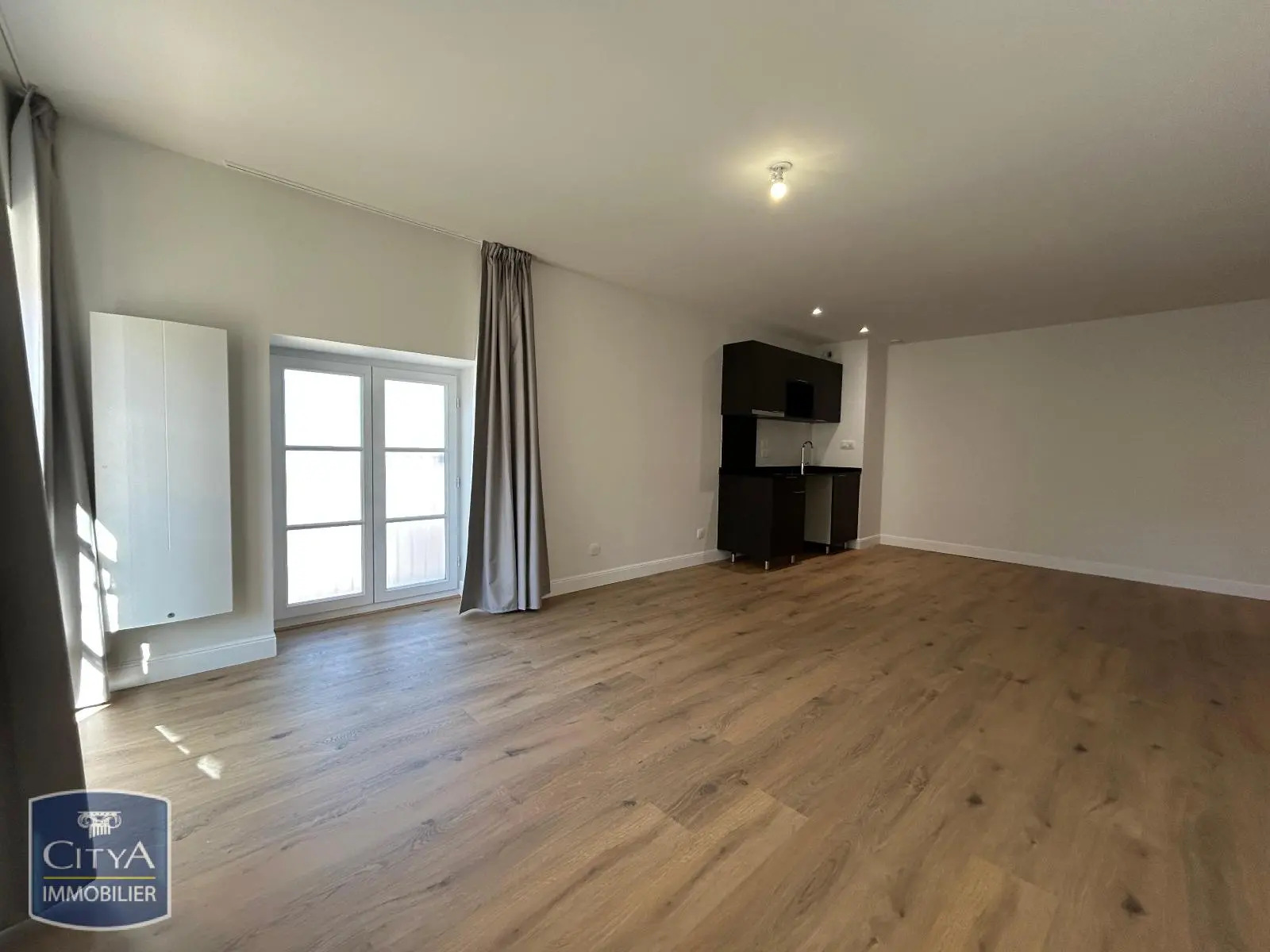 Photo 3 Appartement 1 pièce 35.75m²