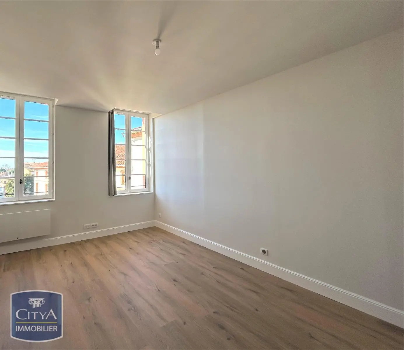 Photo 2 Appartement 1 pièce 30.85m²