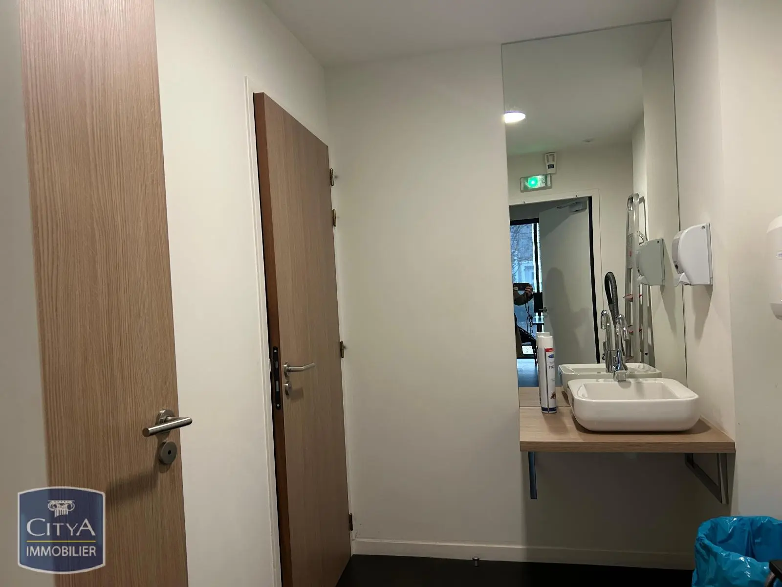 Photo 6 Local Commercial